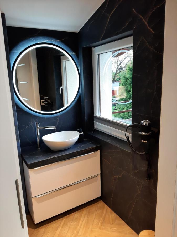 Apartament Willa Pod Sosnami Zator Przeciszow Экстерьер фото